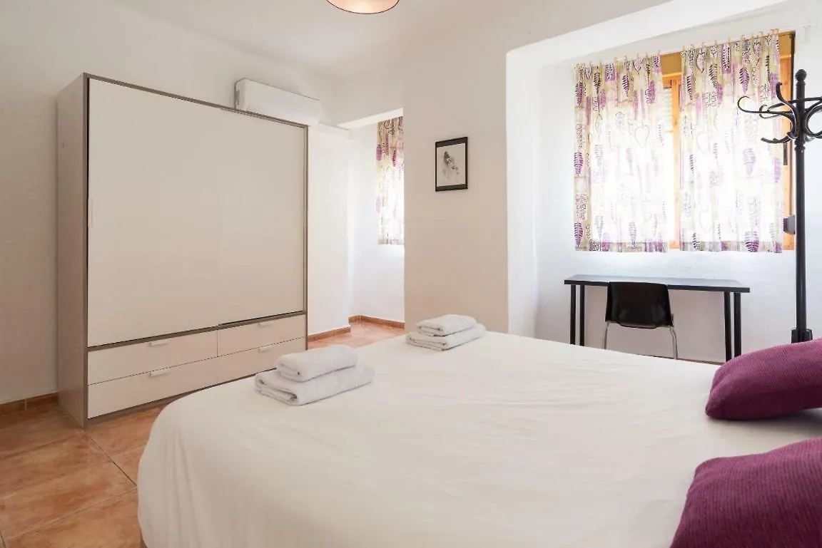 Apartamentos Marmoles Malaga Apartment